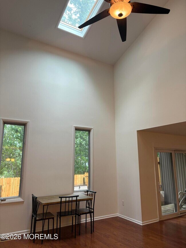Building Photo - 306 Cutty Ct