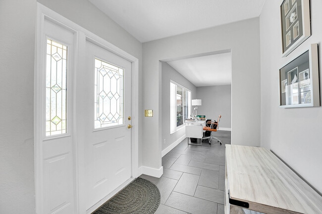 Building Photo - 4360 Elm Ave