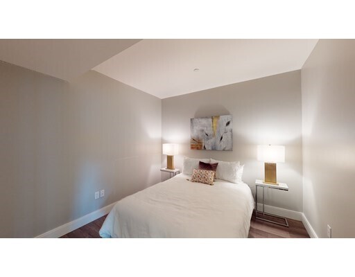 Building Photo - 253 Walden St