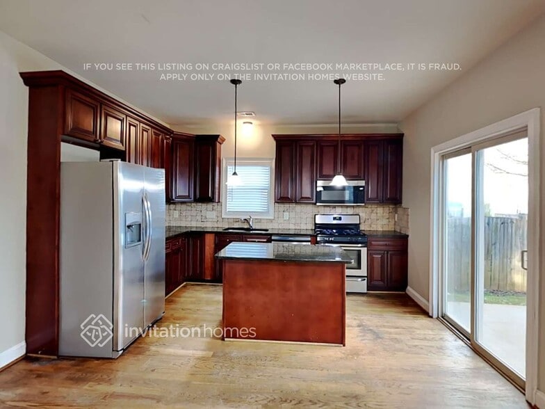 Building Photo - 134 Bethany Manor Dr