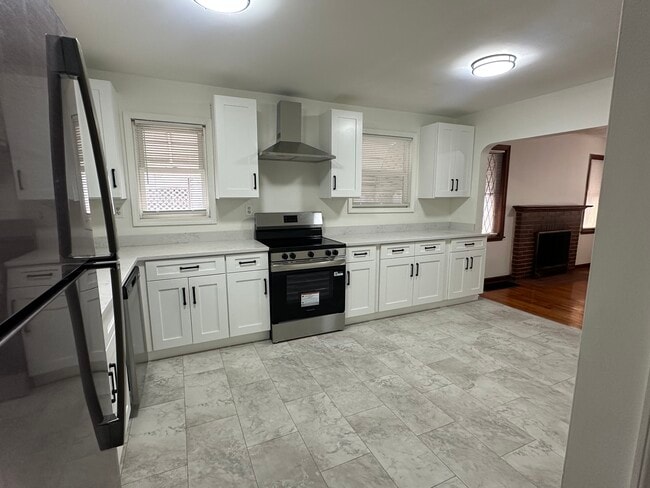 Building Photo - 2014 Studer Ave