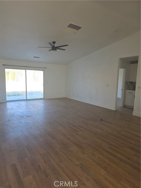 Building Photo - 57336 Crestview Dr