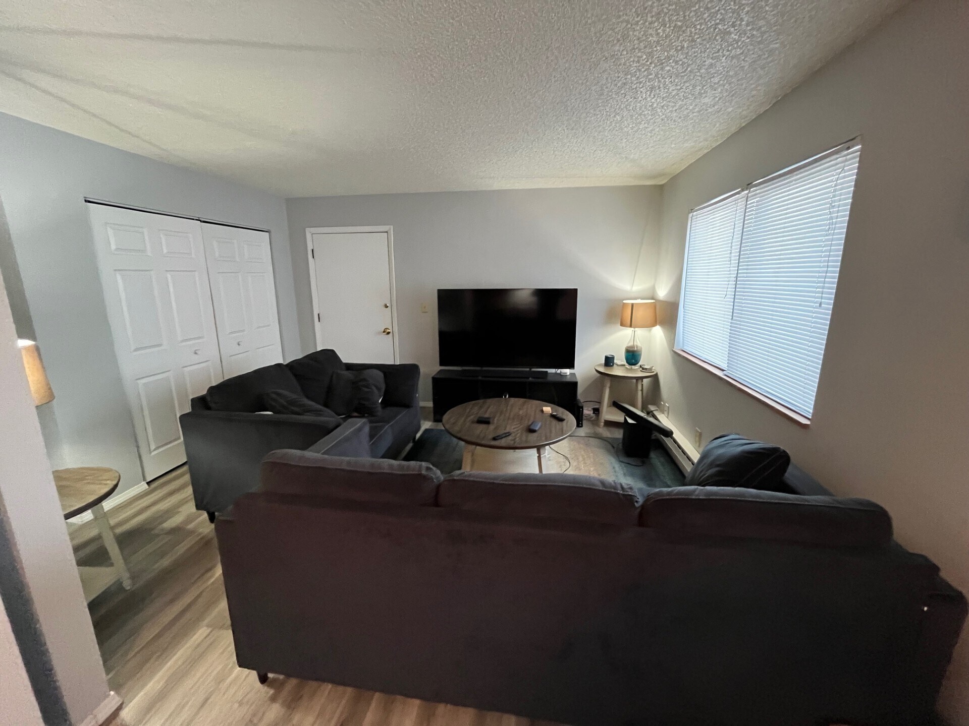 Livingroom - 422 N 1st St