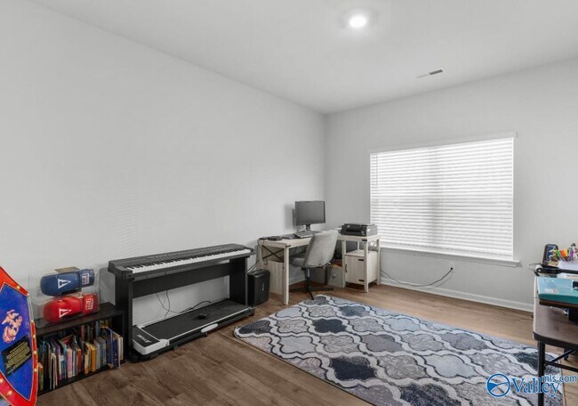 Building Photo - 123 Barn Trail Way