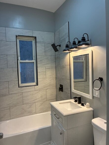 Building Photo - 5543 S Shields Ave