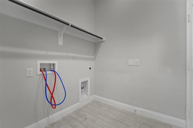 Building Photo - 3004 Cremini Fls