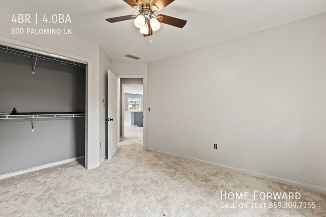 Building Photo - 800 Palomino Ln