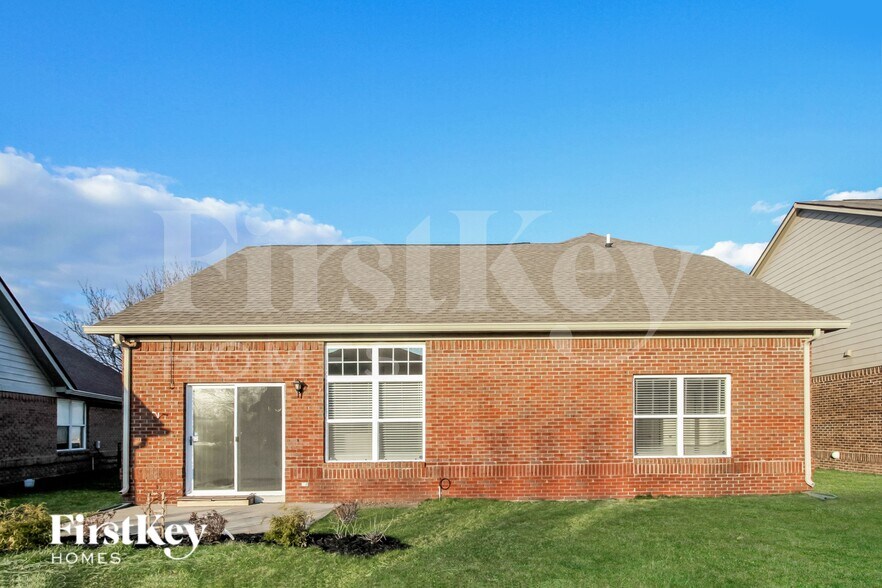 Building Photo - 13460 N Cedar Grove Ct