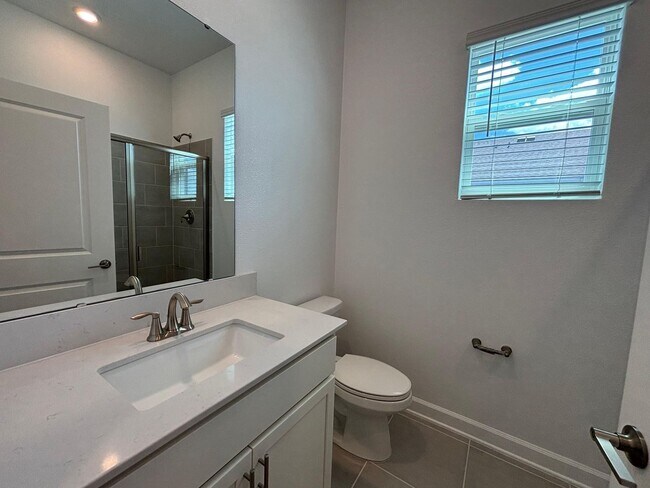 Building Photo - 5996 Shavasana Rd