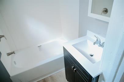 Building Photo - 2405 Blondo St