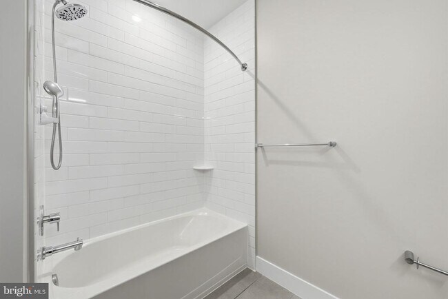 Building Photo - 502 Diamondback Dr