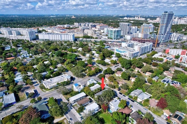 Building Photo - 3676 Oak Ave