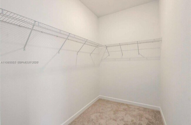 Building Photo - 26459 SW 148th Ave