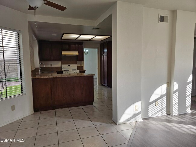 Building Photo - 2752 Annandale Ln