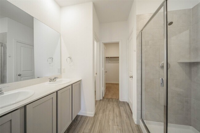 Building Photo - 5929 Priory Dr