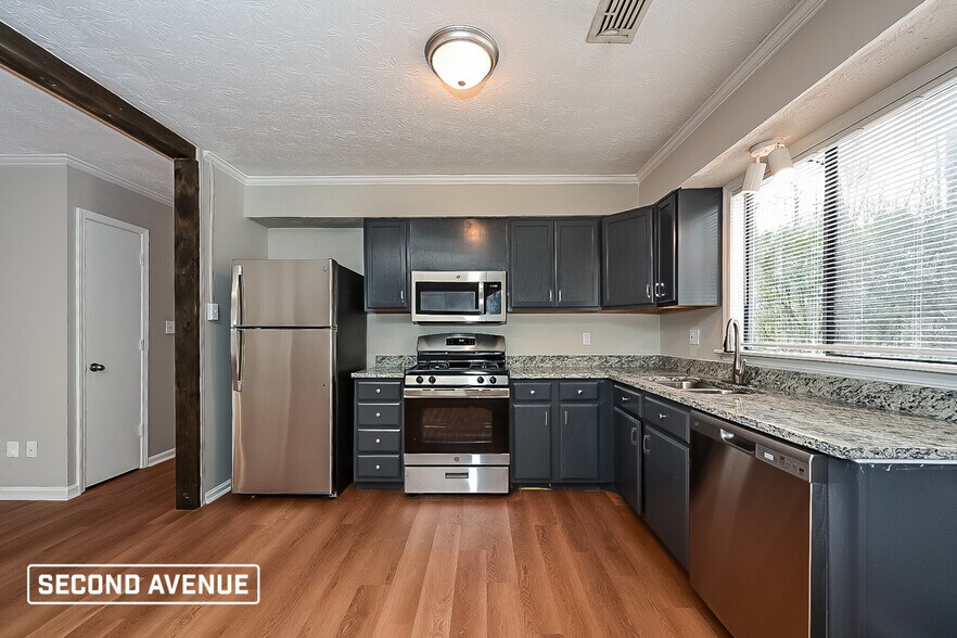 Building Photo - 134 Fairview Dr
