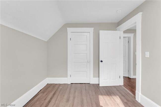 Building Photo - 3153 W 103rd St