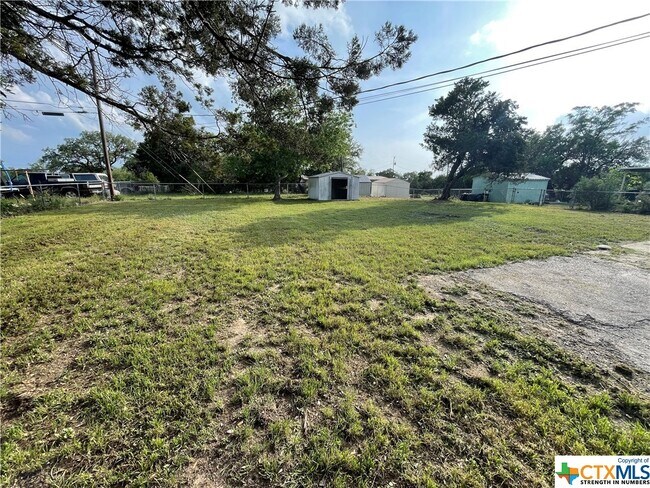 Building Photo - 354 Canyon Cir Dr