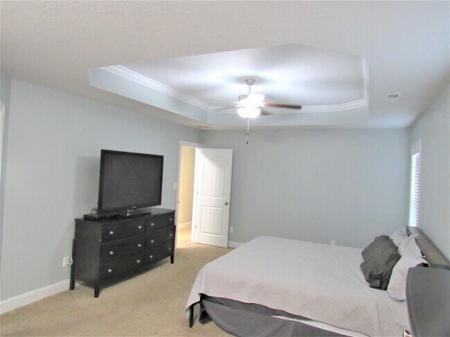 Building Photo - 4 Bedroom 2.5 Bath Onslow Bay