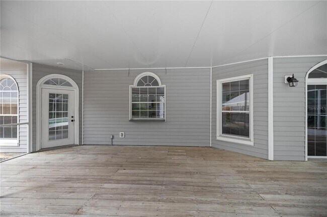 Building Photo - 1628 SE 29th Terrace