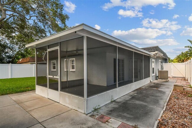 Building Photo - 12257 Eldon Dr