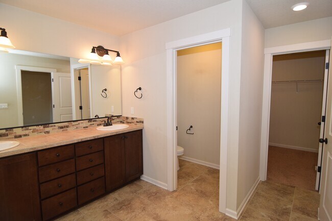 Building Photo - 9964 NW 307th Ave