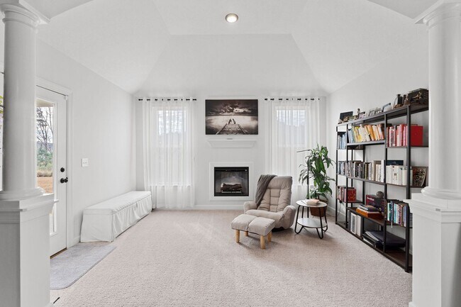 Building Photo - 263 Dublin Lp