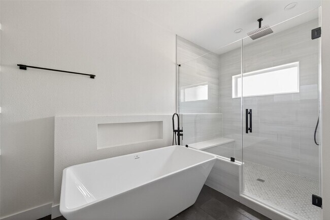 Building Photo - 12319 New Jordan Ln