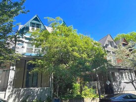 Building Photo - 3215 Summer St