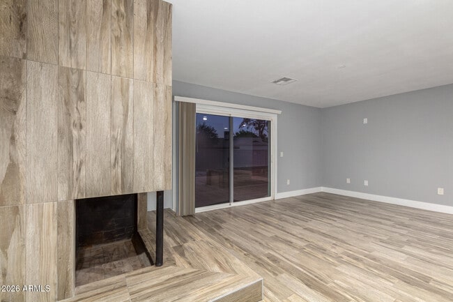 Building Photo - 3520 S Poplar St