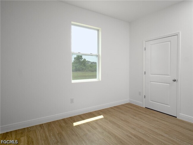 Building Photo - 6204 Forest Ct