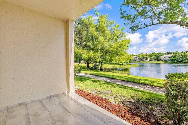 Building Photo - 5052 Palmbrooke Cir
