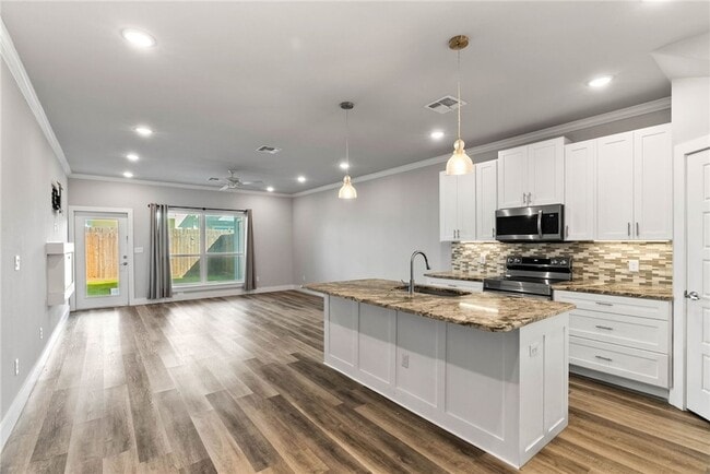 Building Photo - 14010 Fortuna Bay Dr