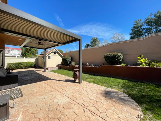 Building Photo - Beautiful 2-Story 3-bedroom home / Move in...