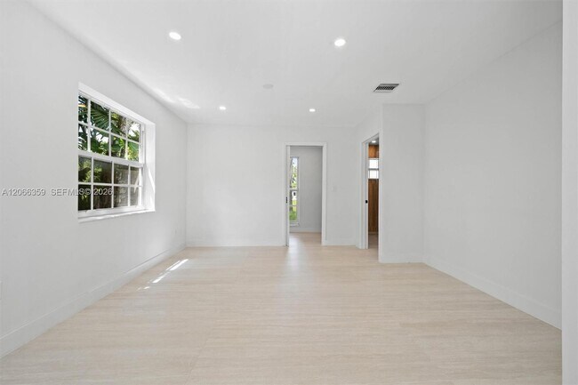 Building Photo - 11770 Griffing Blvd