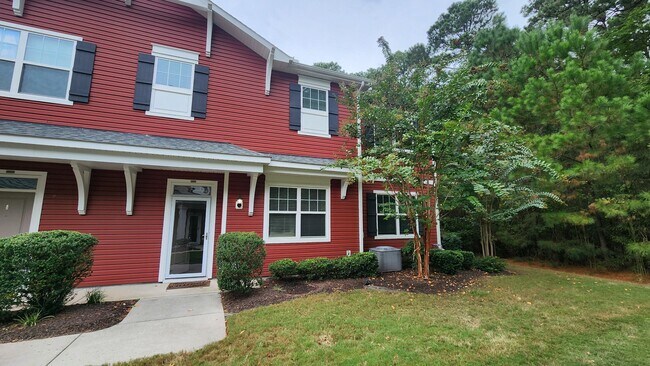 Primary Photo - 2462 Leytonstone Dr