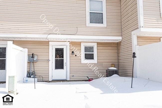 Building Photo - 7701-7729  E State Blvd