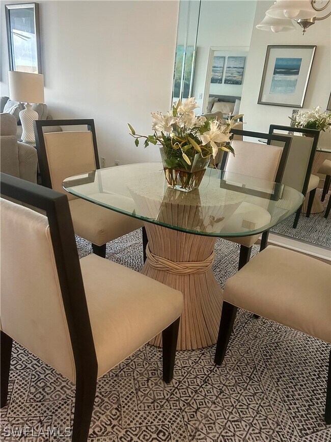 Building Photo - 14751 Hole in 1 Cir