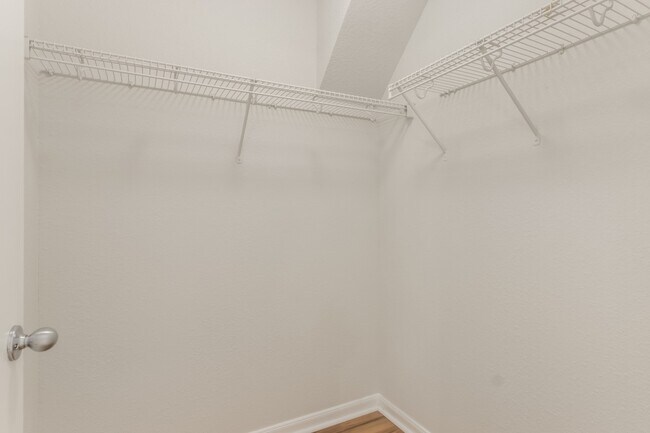 Building Photo - 13935 Prosperity Ridge Dr
