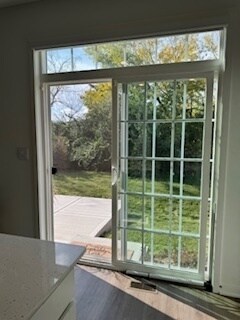 Building Photo - 271 Charlestowne Lakes Dr