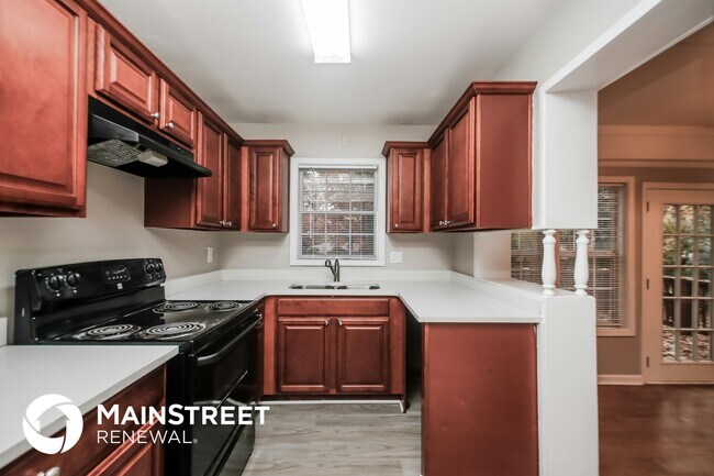 Building Photo - 2630 Barcelona Ct SW