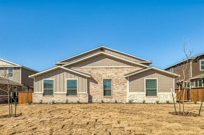Primary Photo - 715 Harvest Moon Dr