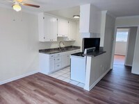 Building Photo - 407 N Avenue 50