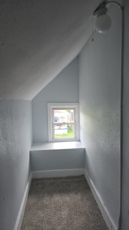 Building Photo - 669 S 35th St