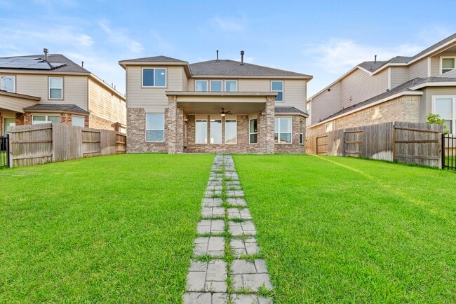 Building Photo - 3506 Lake Bella Megan Dr