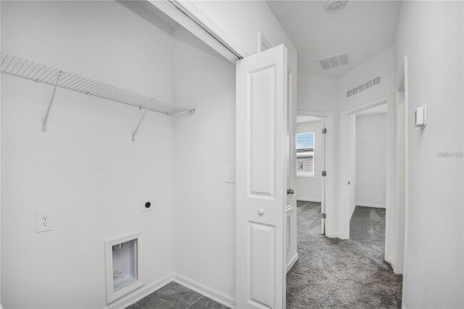 Building Photo - 121 Bogey Dr