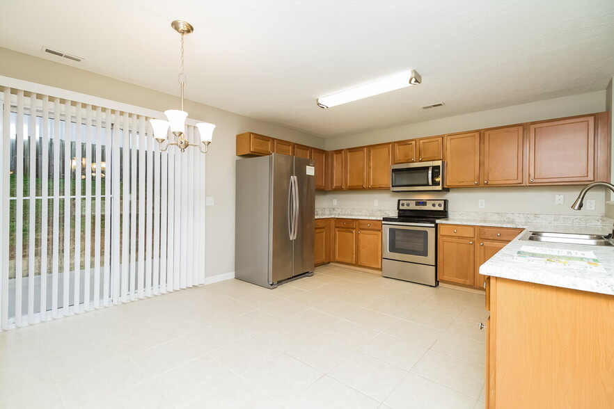 Building Photo - 3460 Chandler Cove Way