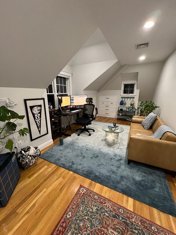 Building Photo - 117 Sutherland Rd