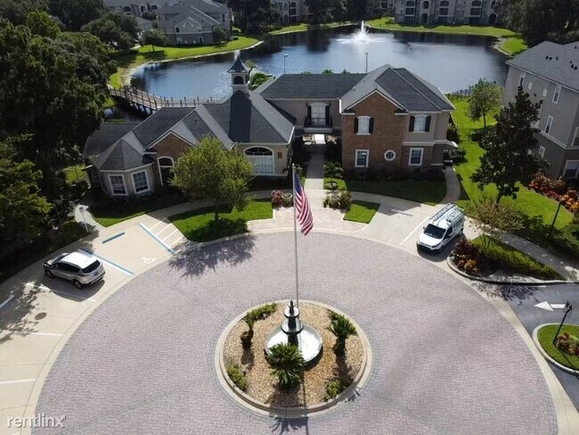 Building Photo - 2 br, 2 bath Condo - 940 Village Trl