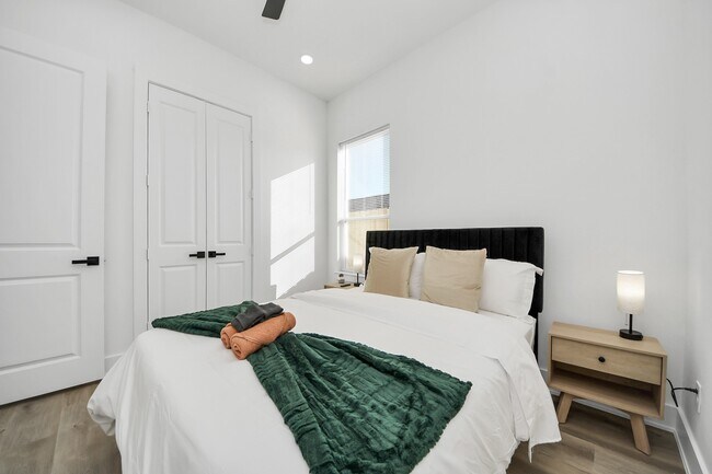 Building Photo - 3909 Maggie St